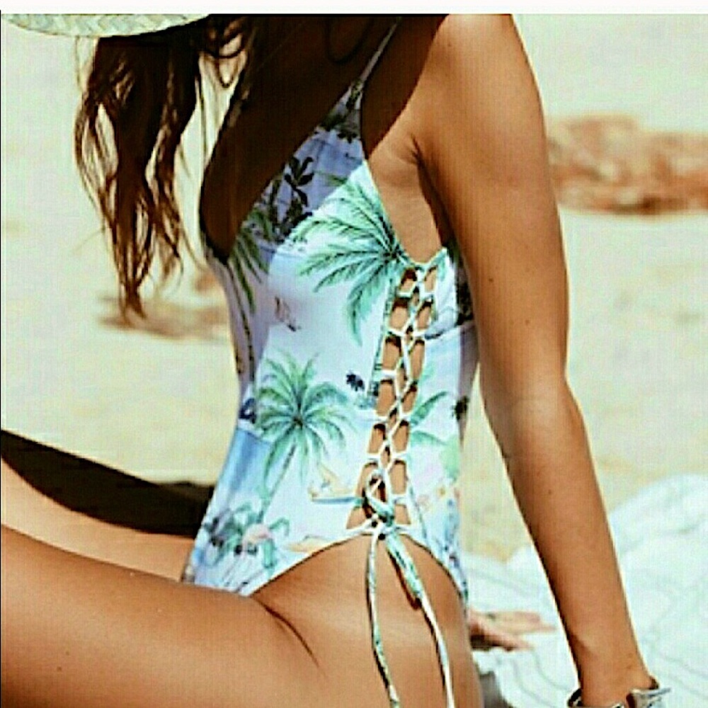 ‼️SALE‼️ ZARA One Piece Bathing Suit 🌴